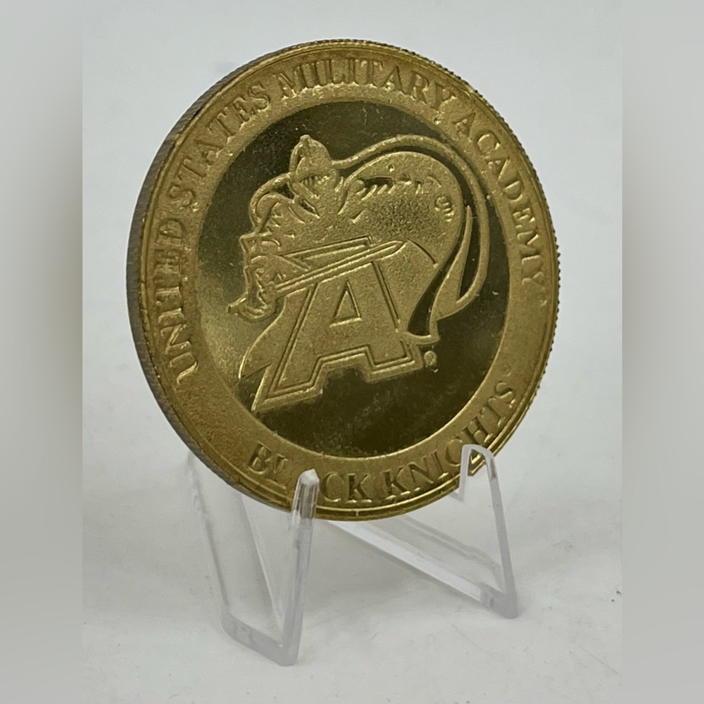West Point Association of Graduates Metal Challenge Coin Gold Color 1.5" *READ*